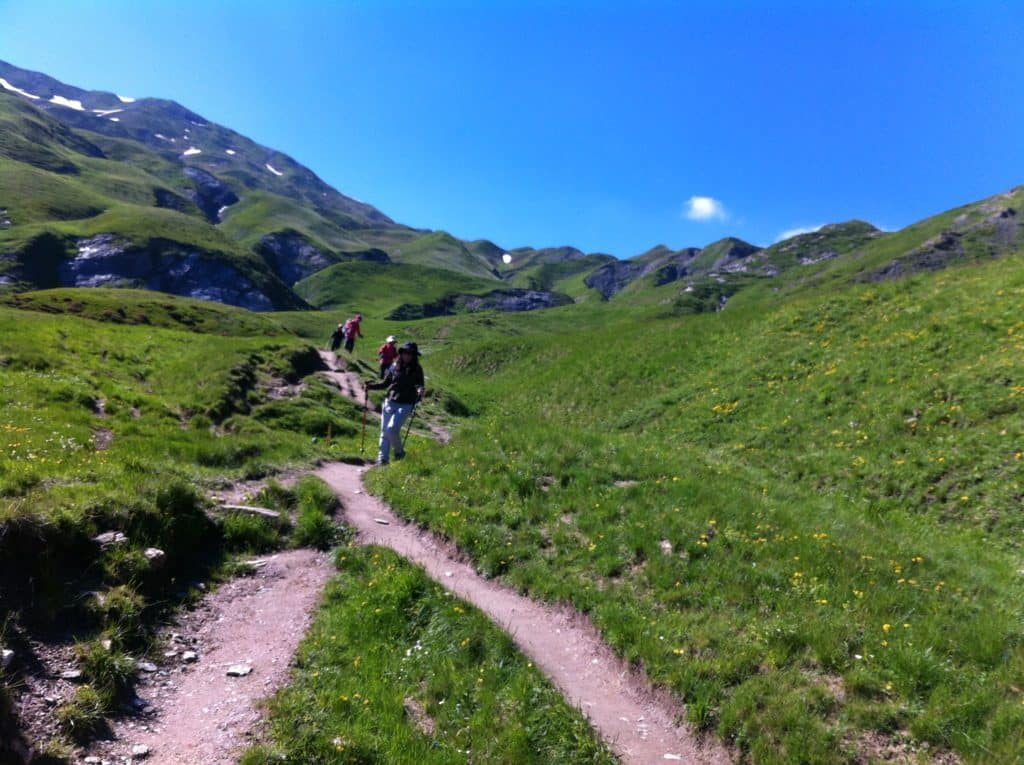 Hiking the Tour du Mont Blanc (TMB): Facts, Routes, Climate, Difficulty, Equipment, Preparation, Cost