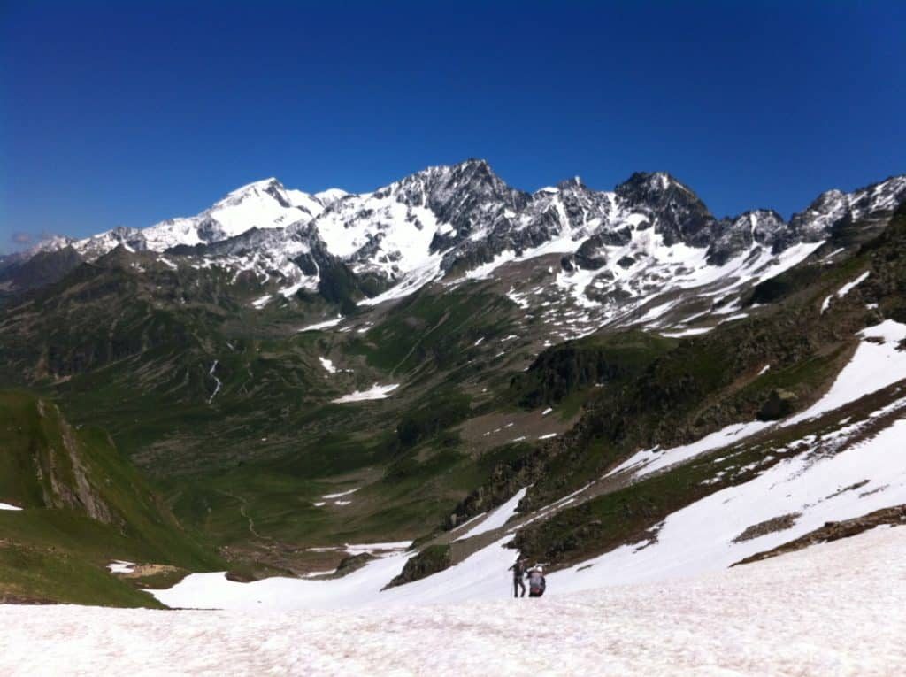 Hiking the Tour du Mont Blanc (TMB): Facts, Routes, Climate, Difficulty, Equipment, Preparation, Cost