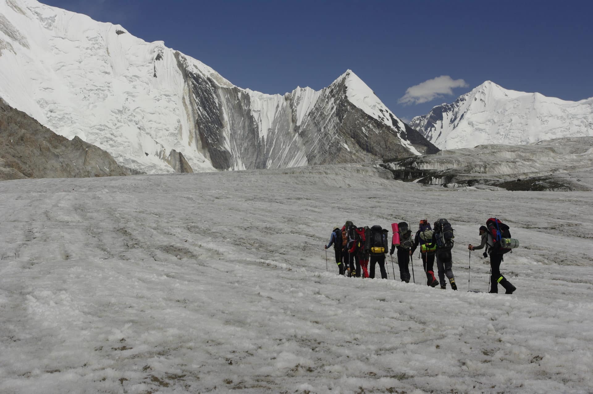 Climbing Khan Tengri (7010m), Tian Shan. 21day trip. KMGA leader