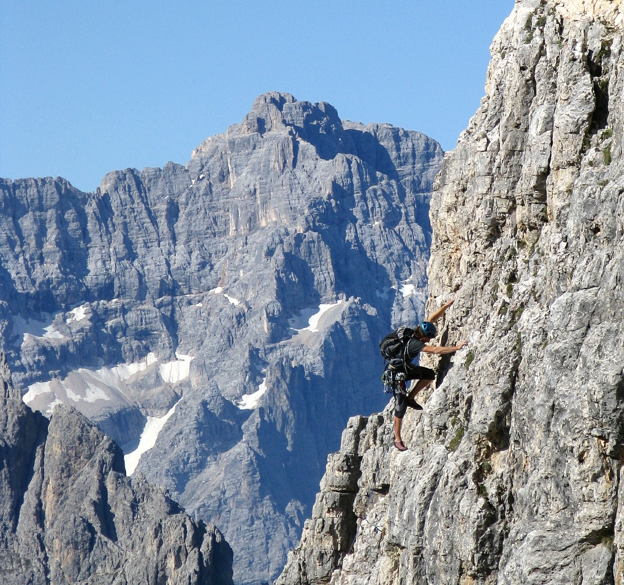 Guided Climbing in Tre Cime di Lavaredo. 3-day trip. Certified leader