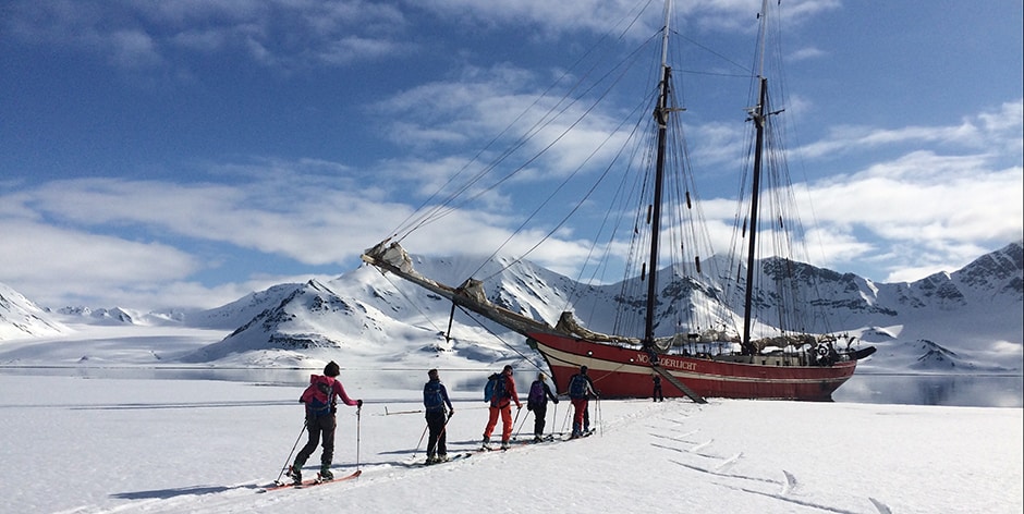 Skiing in Spitsbergen