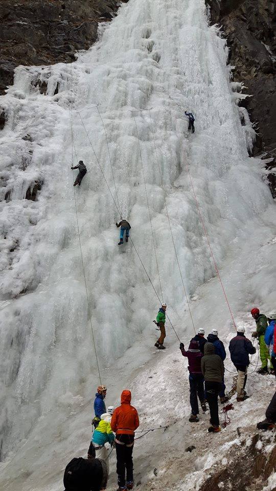 Ice climbing in Les Ecrins