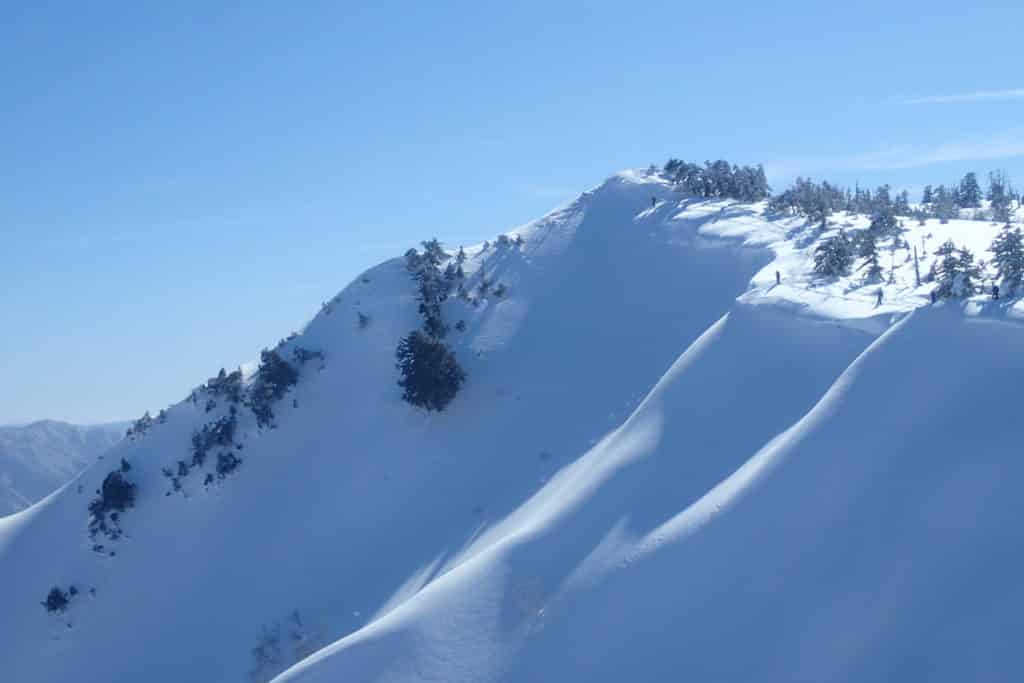 Shirakawago backcountry skiing