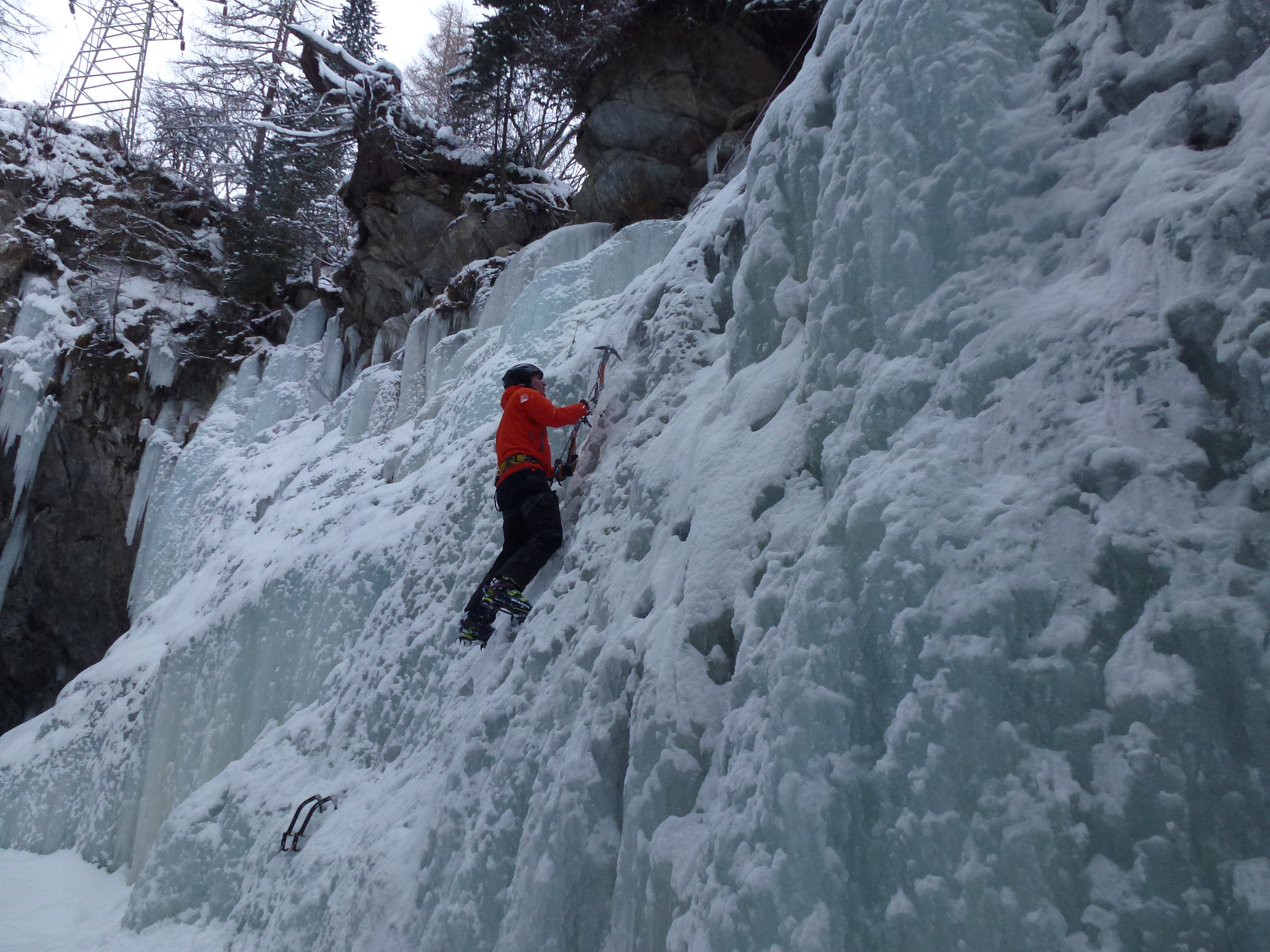Zermatt Guided Ice Climbing. 1day trip. Certified leader