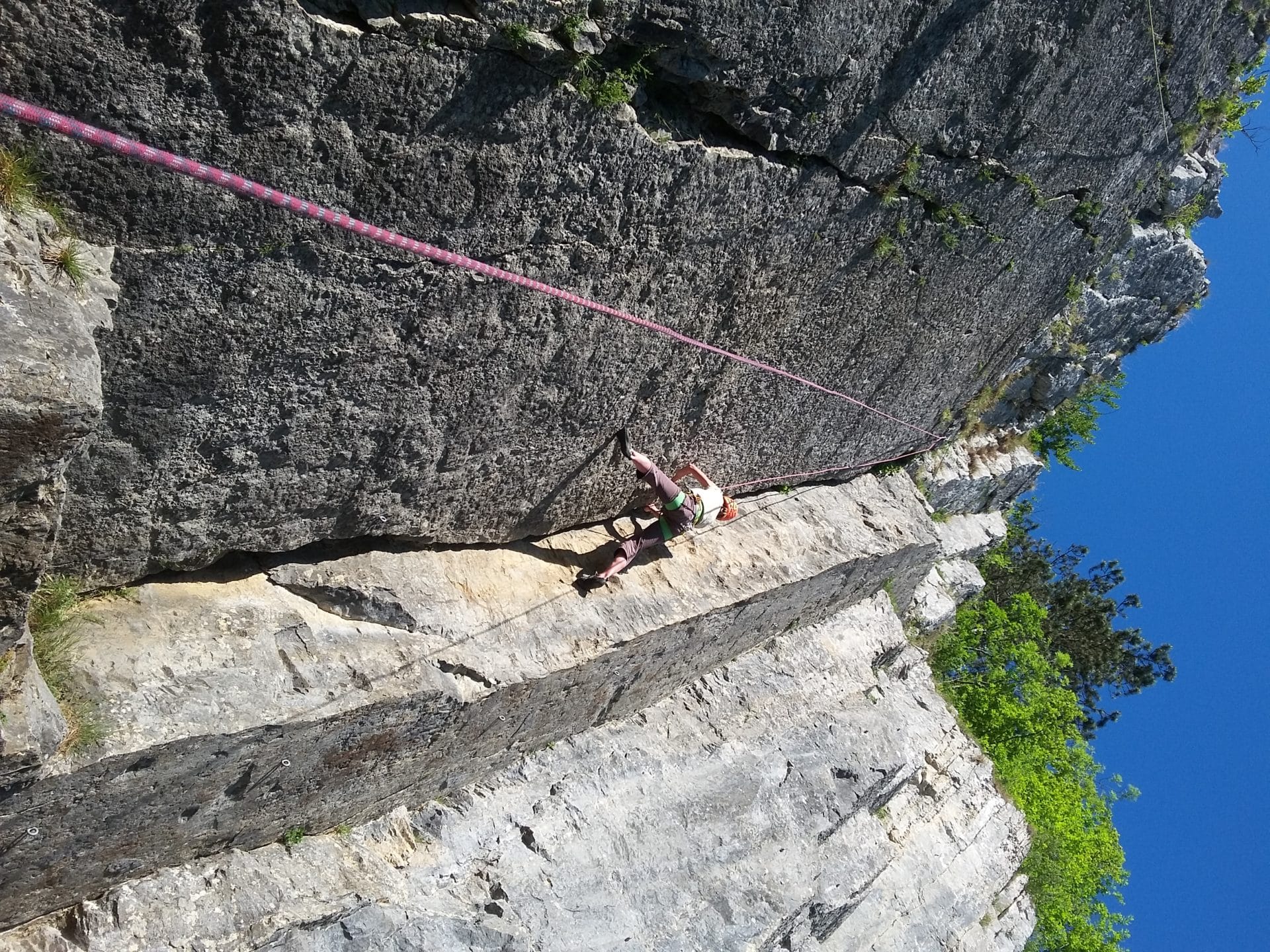 Pont a Lesse (Dinant) guided rock climbing day. 1/2-day trip. Certified ...