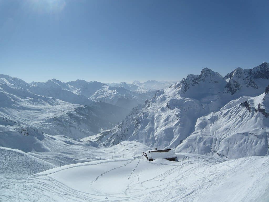 Heliskiing in Europe