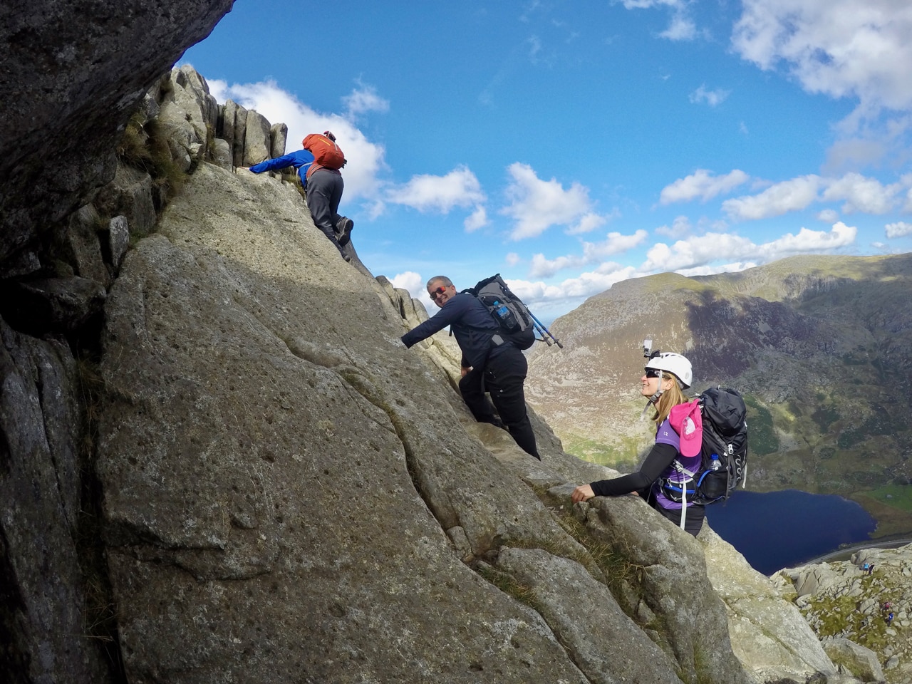 north-ridge-of-tryfan-scrambling-day-in-snowdonia-1-day-trip