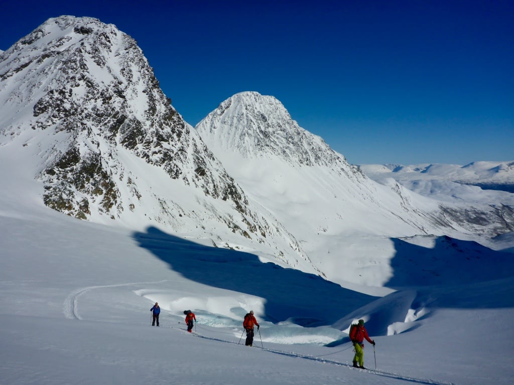 Holidays in Northern Norway: ski touring in the Lyngen Alps. Ski ...