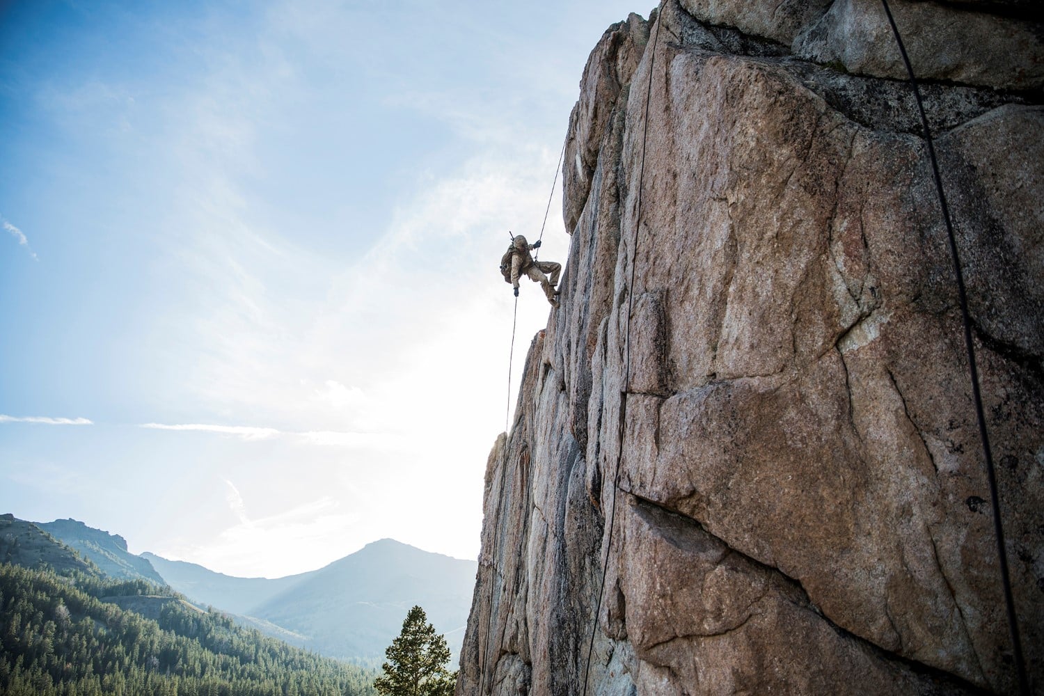 Rock climbing introduction day in Minnesota or Wisconsin. 1-day trip ...