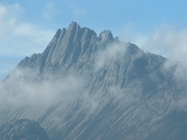 Seven Summits Puncak Jaya