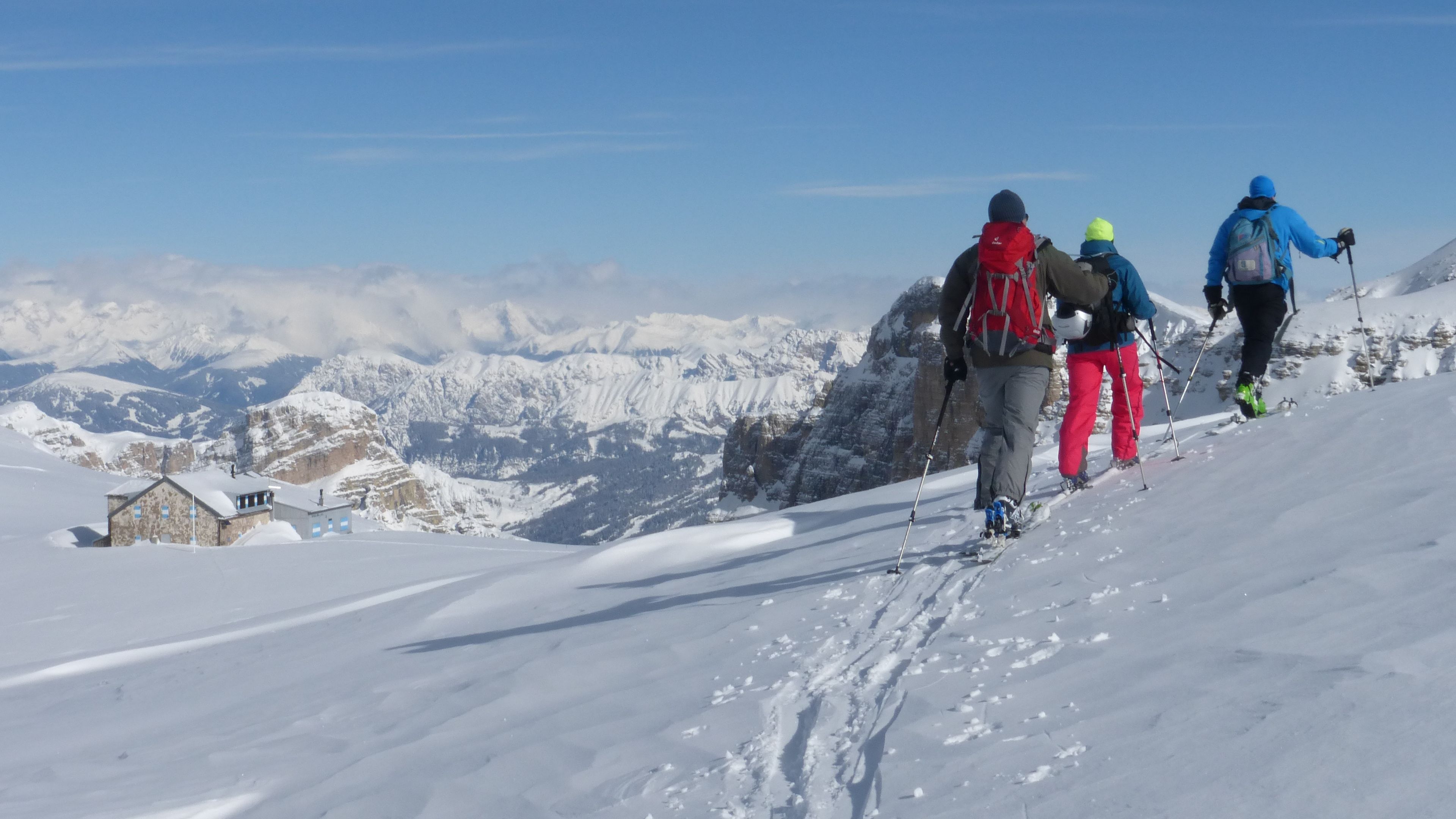 5-day Dolomites ski touring traverse. 5-day trip. IFMGA leader