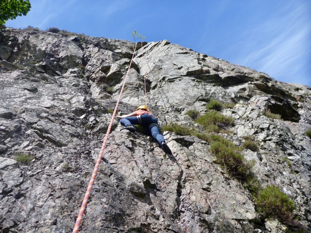 1+ day Rock Climbing in Scotland. Rock Climbing trip. AMI MIA leader