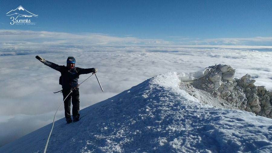 Climbing Pico de Orizaba (Mexico) in 3 days. 3day trip. Certified guide