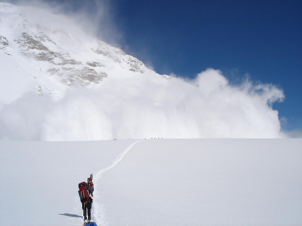 Denali (6,190m) climb via the West Buttress Route, 25 days. 25day trip