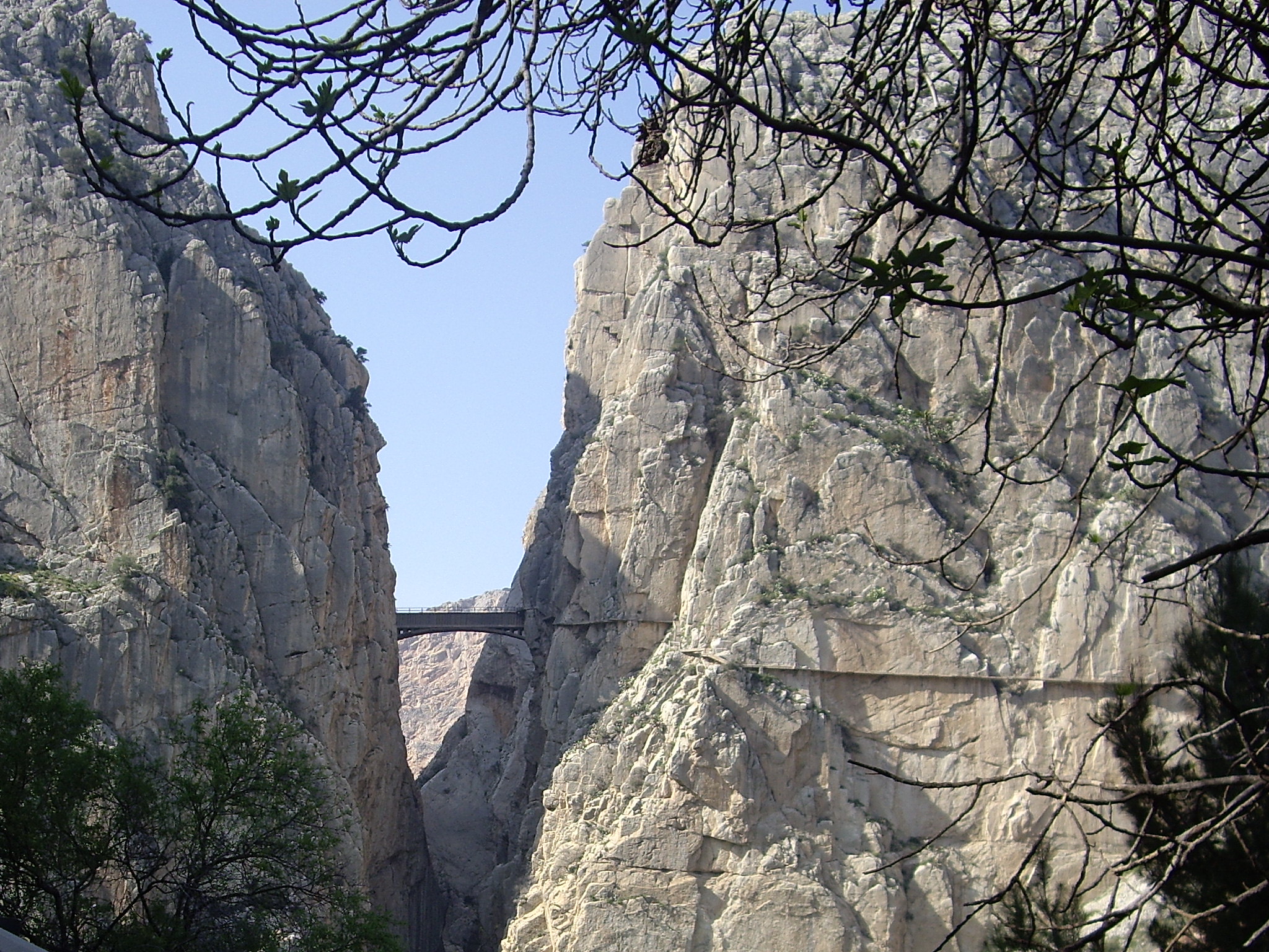 rock-climbing-el-chorro-trips-courses-and-tours