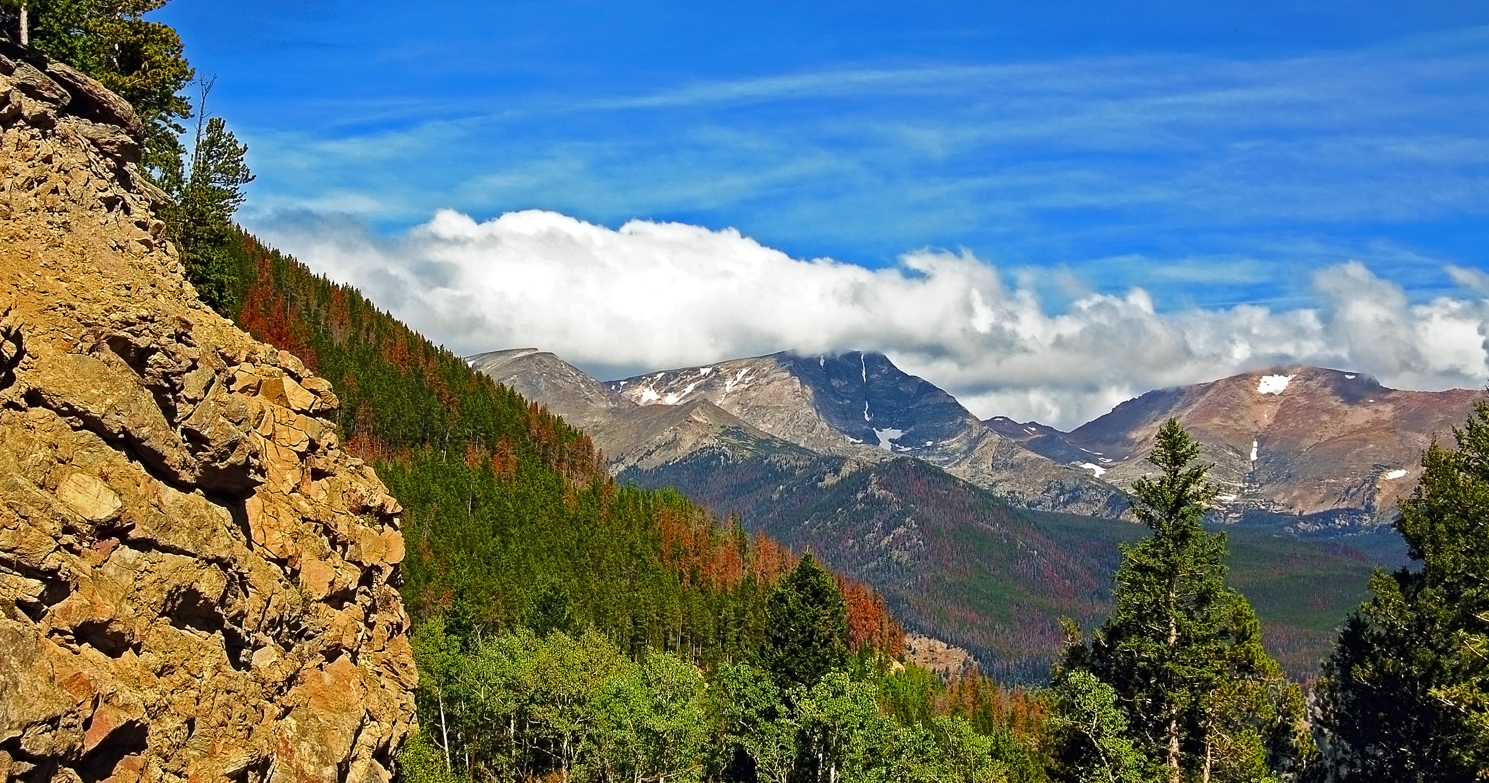 Mountain Climbing Canada. Mountaineering trips and summits