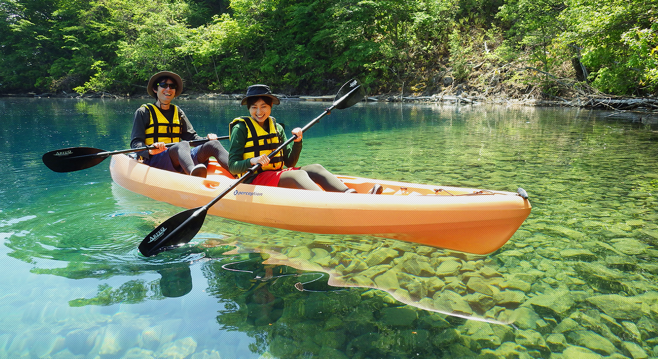 Halfday Lake Shikotsu kayaking tour in Hokkaido, Japan. 1day trip