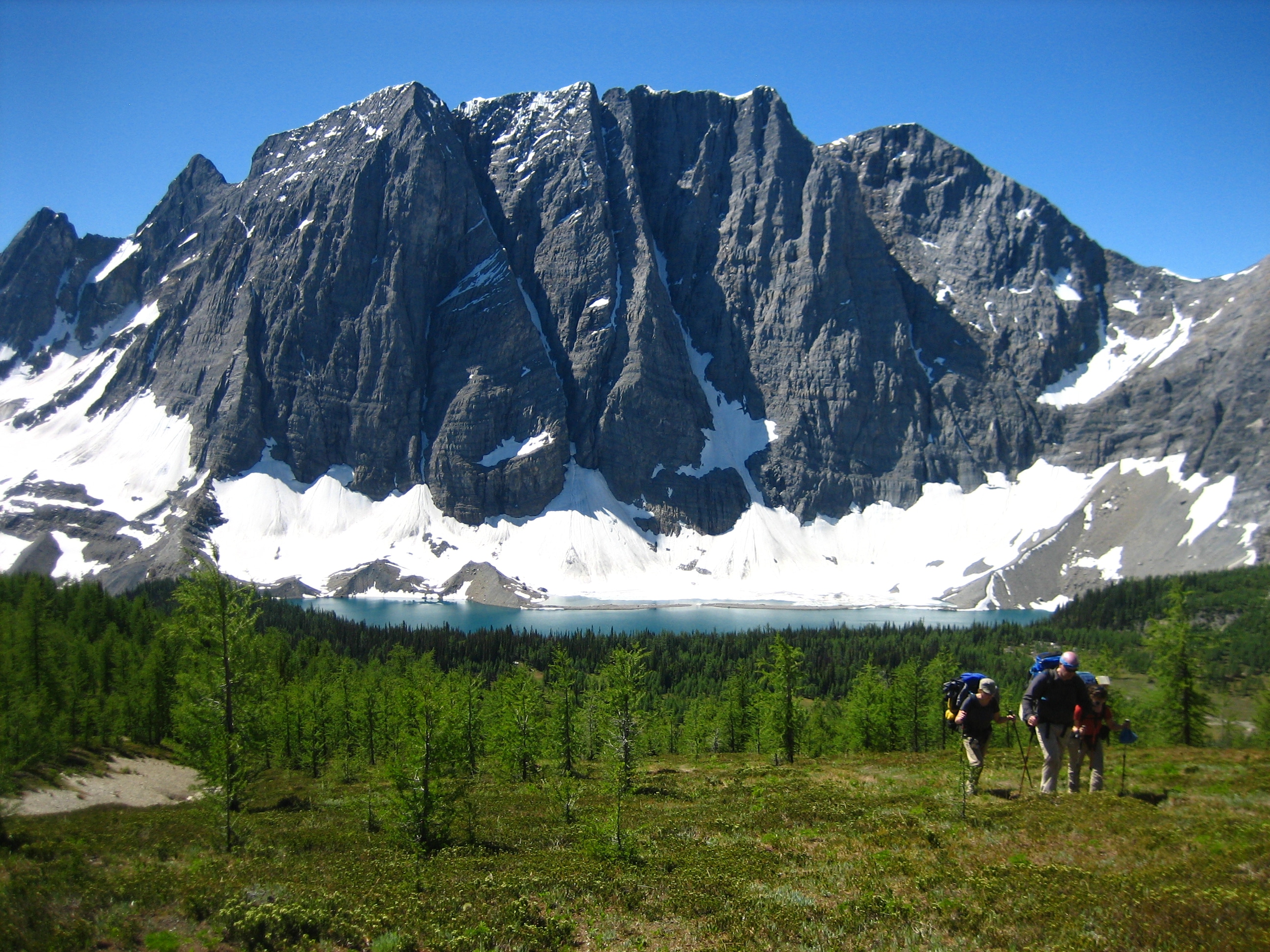Hiking Rockwall Trail. Trekking and Backpacking trips